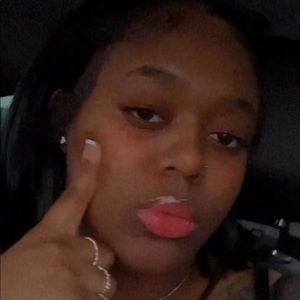 Meet your Posher, Breanna